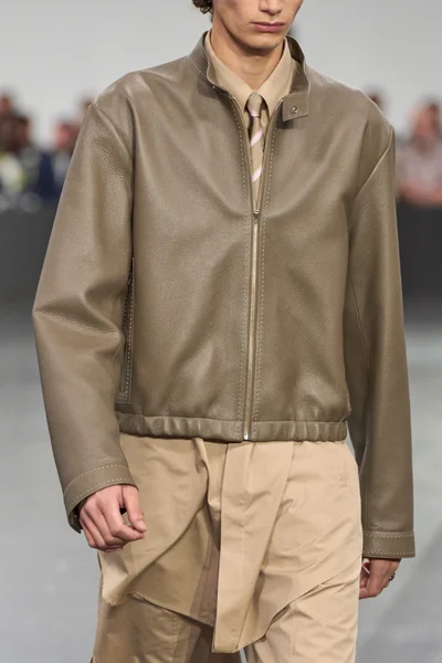 Look 92